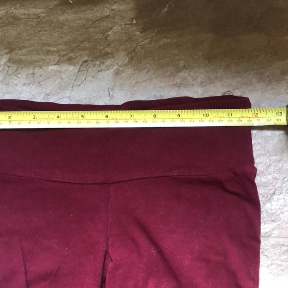 Burgundy Stretchy Leggings - Picture 4 of 5